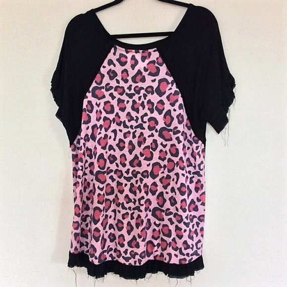 BOHEMIAN LEOPARD  DISTRESSED FRAYED HEMS TOP - Picture 1 of 13